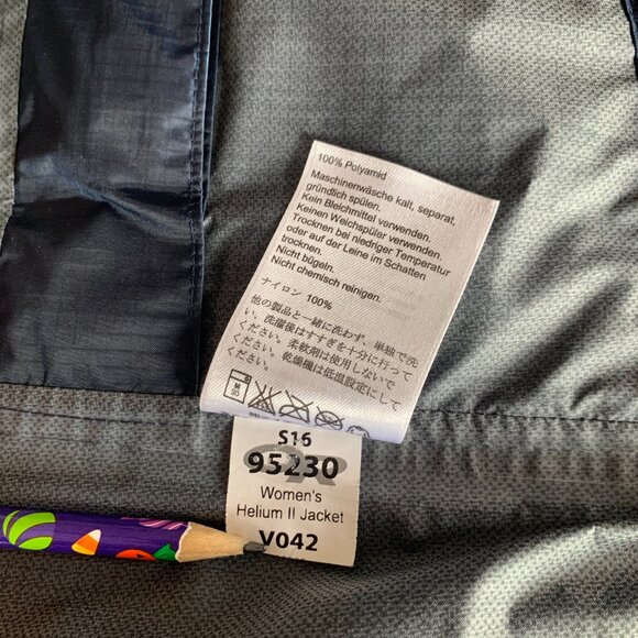 OR Helium II rain shell jacket, women's xs, EUC - Picture 10 of 10